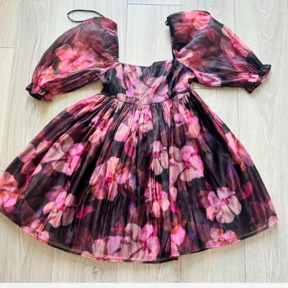 Floral mini dress - Picture 3 of 5